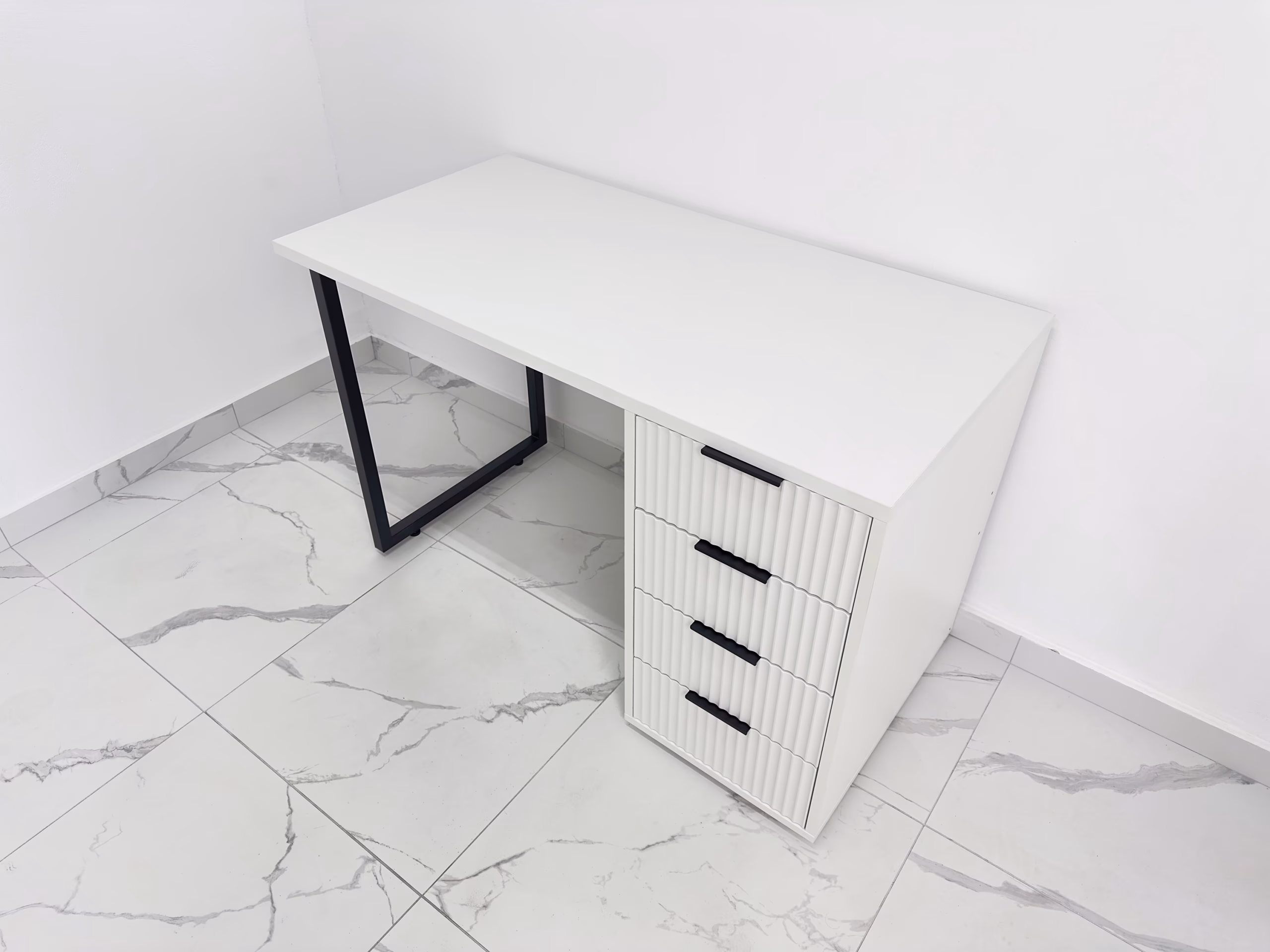 Masă de birou Velvet White Black 5